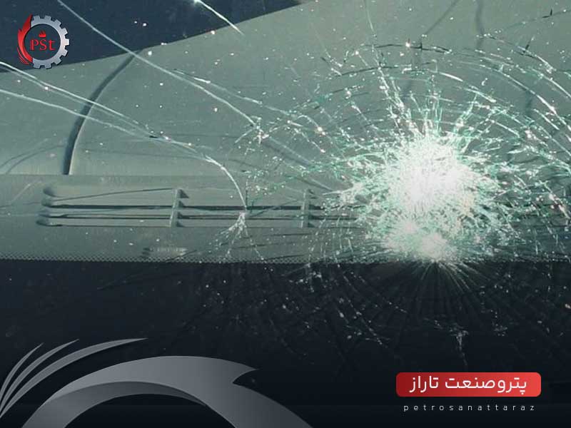 نمونهای از شیشه لمینت استفاده شده در جلوی خودرو