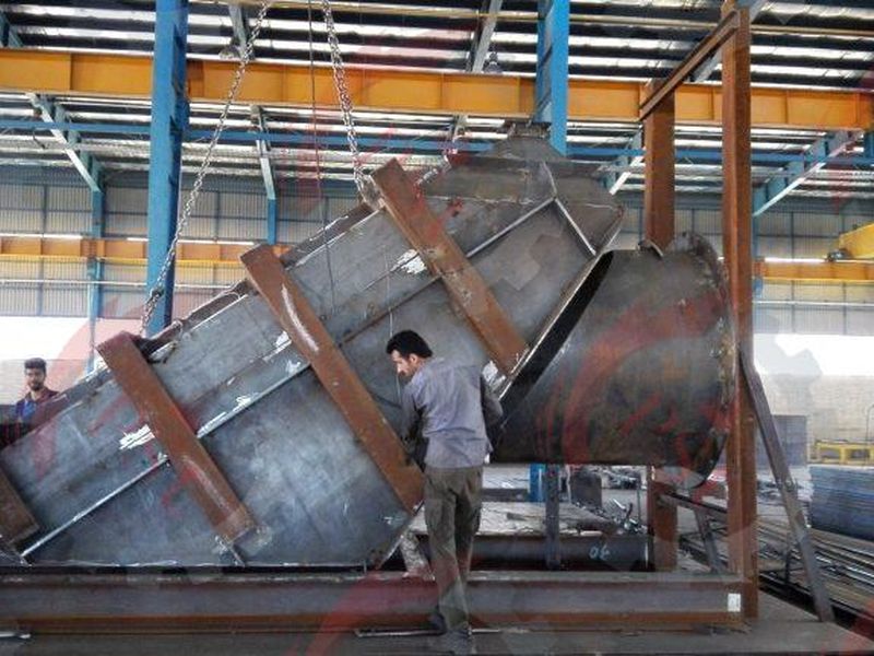 ساخت استراکچر و سازه‌های فولادی صنعت نفت