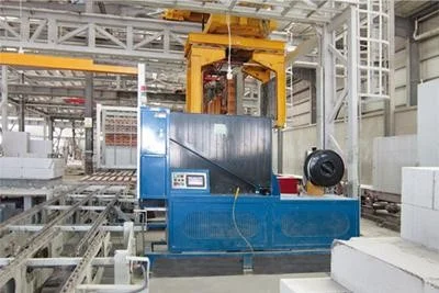 سیستم بستهبندی بلوکهای AAC شامل تسمهکشی، پالتگذاری و لفافپیچی