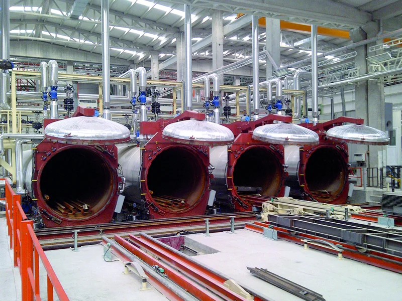 اتوکلاو صنعتی برای عمل‌آوری بتن AAC در خط تولید