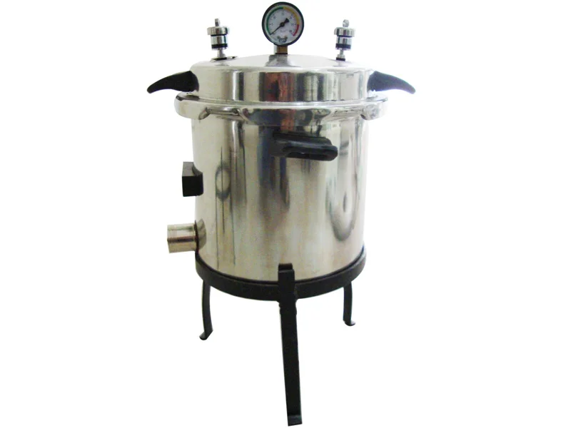 اتوکلاو رومیزی آزمایشگاهی.