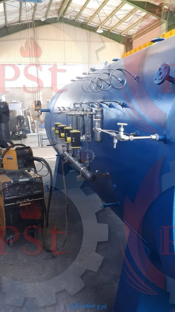 کارگاه تخصصی ساخت و تولید اتوکلاو شیشه لمینت سفارشی.