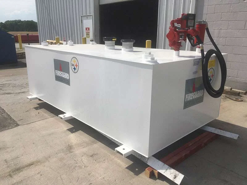 تجهیزات ضد آتش برای تزریق کف و فوم به داخل مخازن نگهداری سوخت هواپیما