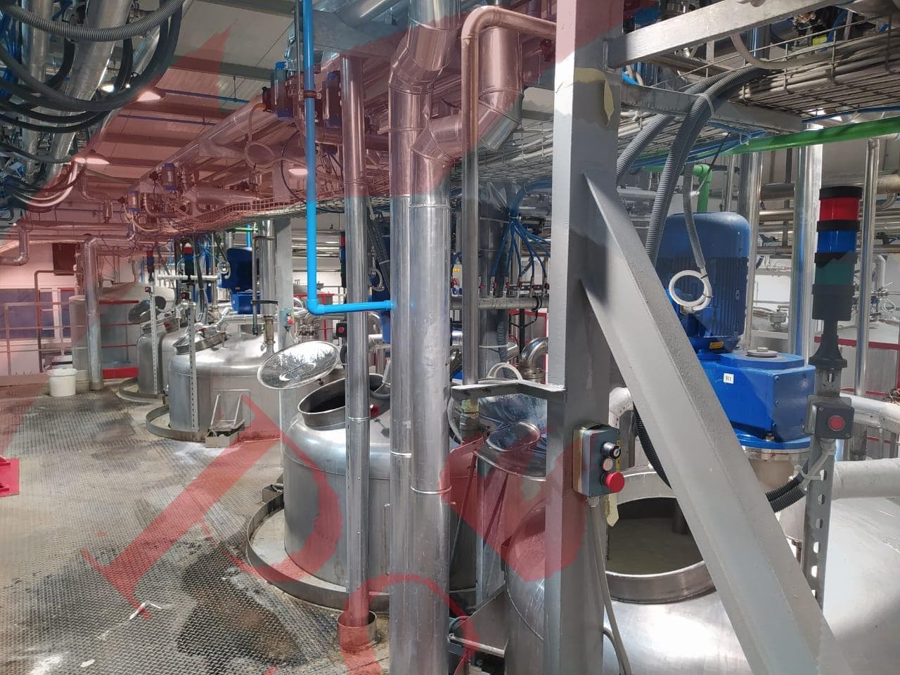 سیستم راکتور صنعتی جهت سنتز ترکیبات شیمیایی با کنترل دما و فشار