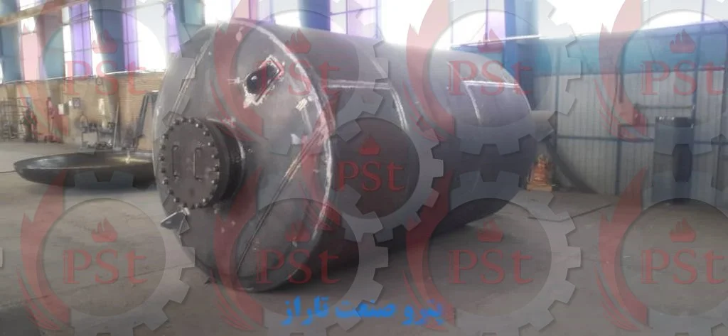 خط ساخت و تولید راکتورهای صنعتی در کارگاه پترو صنعت تاراز