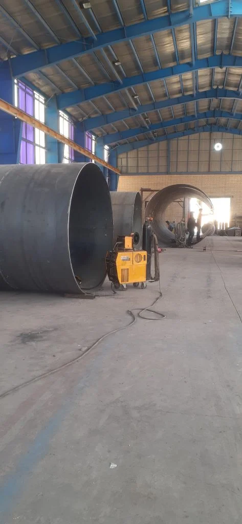 تولید مخزن پالایشگاهی صنعتی در کارگاه پترو صنعت تاراز