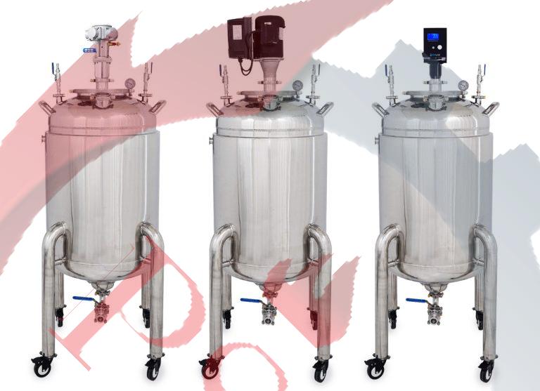 همزن صنعتی (Agitator) با بدنه استیل ضد زنگ.