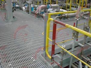 فرآیند جوشکاری صنعتی در ساخت سازههای فولادی زیرساختهای دریایی