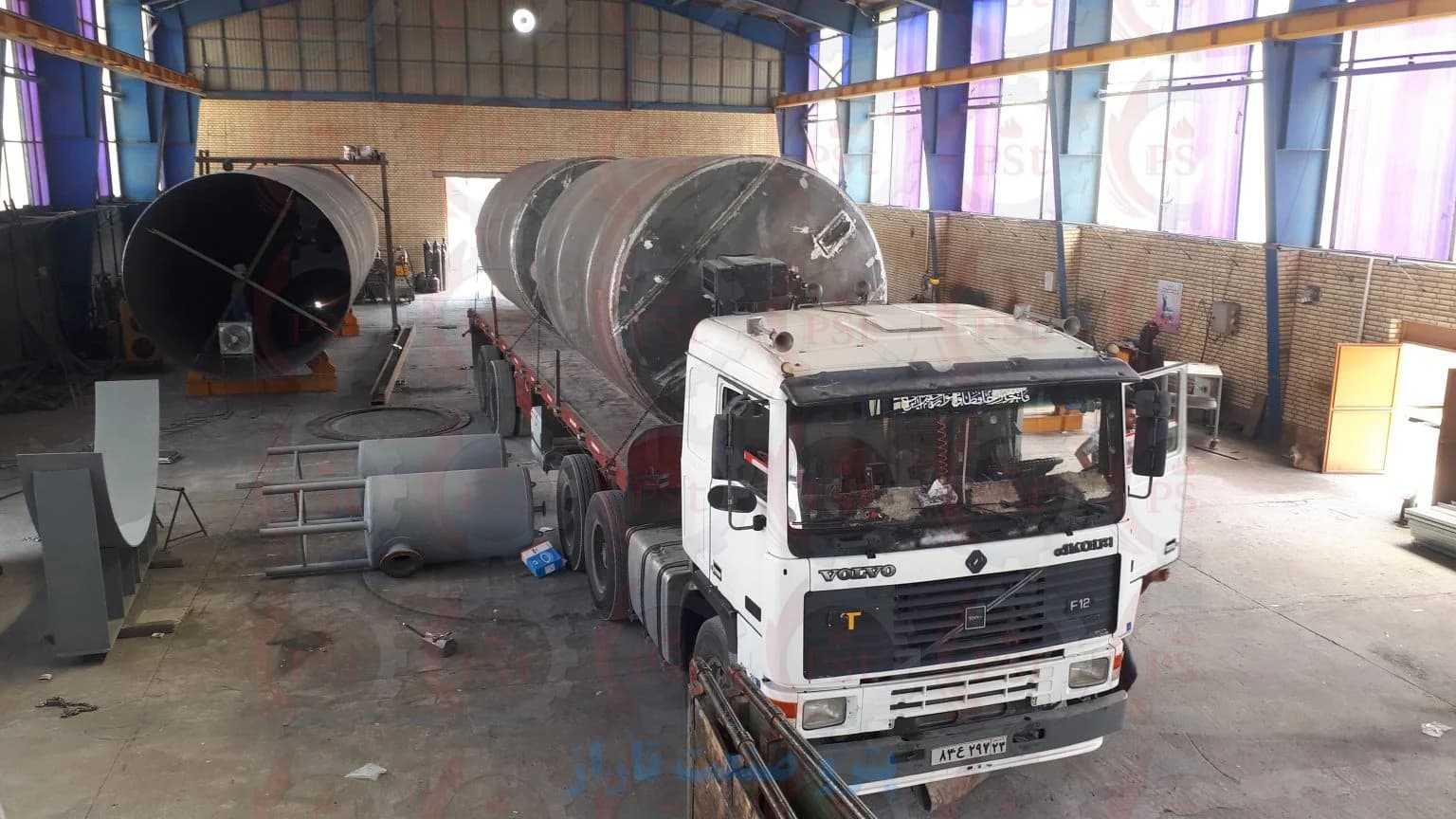 عملیات ایمن بارگیری و لیفتینگ مخزن تحت فشار بزرگ با جرثقیل