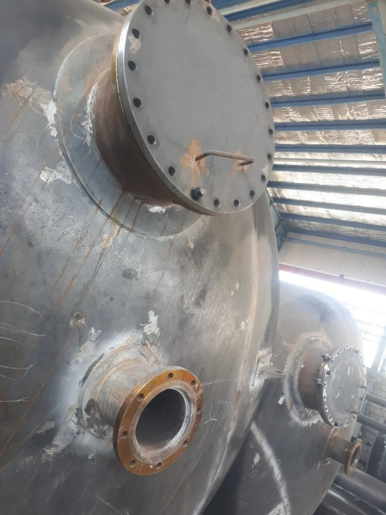 طراحی ابعاد و شکل مخزن بر اساس شرایط کاری و استانداردهای مهندسی