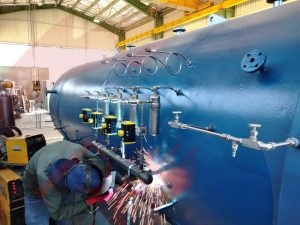 تجهیزات اتوکلاو جهت فرایند روکش‌زنی و احیای تایرهای کارکرده